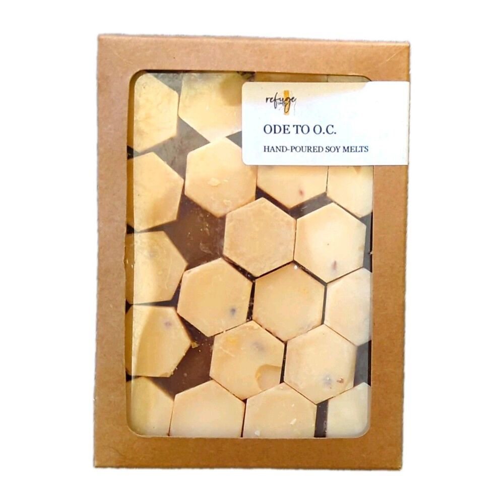 Refuge Ode to O.C. Hand-Poured Soy Wax Melts Solid Beige
